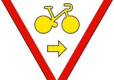 Connaissez-vous la signification du panonceau M12 ?